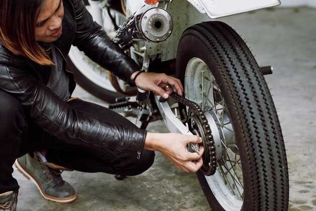 Step-by-Step Process for Cleaning Your Motorcycle Chain